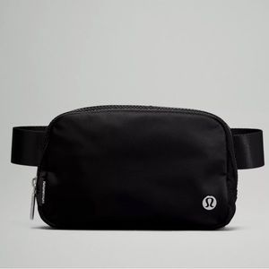 NWT Lululemon Everywhere Belt Bag 1L